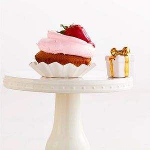 Nora Fleming Retired Petite Pedestal NIB